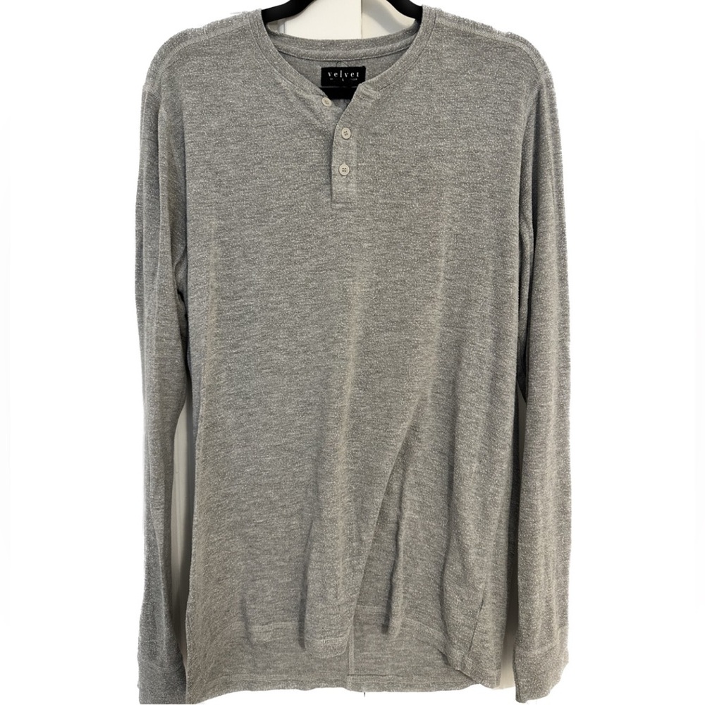 VELVET - Men’s Grey Long Sleeve Henley Tee Size Large